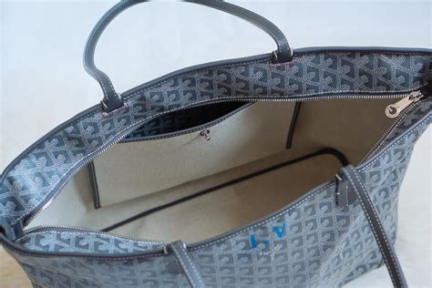 inside goyard tote